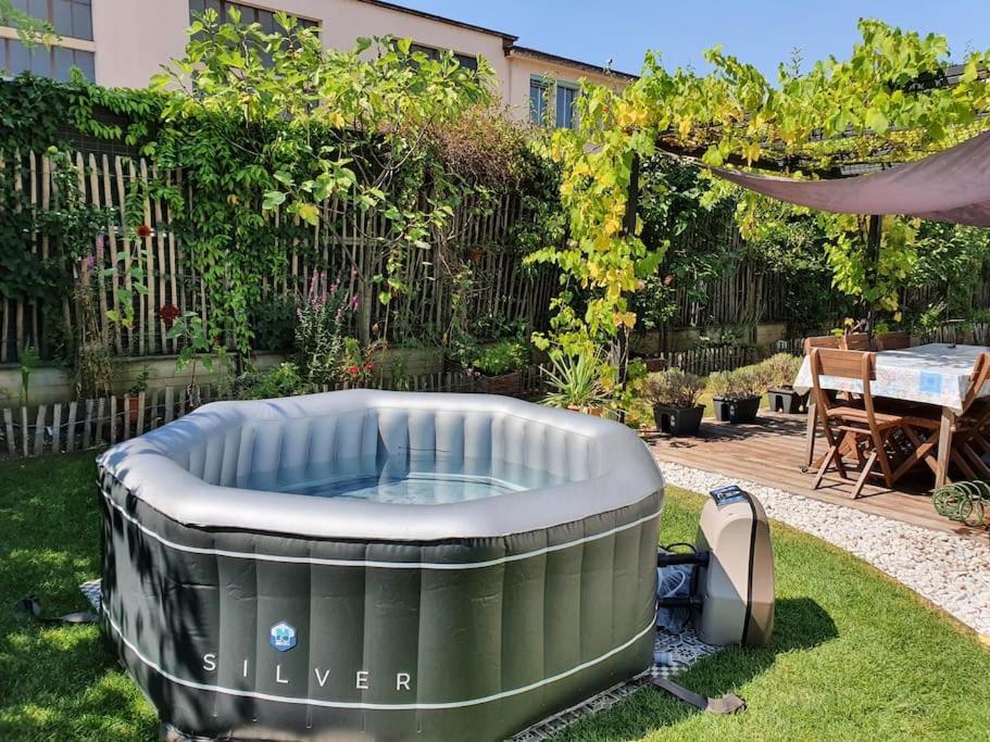 Appartement Dans Un Jardin Genf Exterior foto